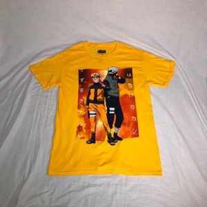 NWOT Men’s Naruto and Kakashi Graphic Shirt